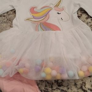 NWT Cute 2pc Unicorn Outfit Size 24m